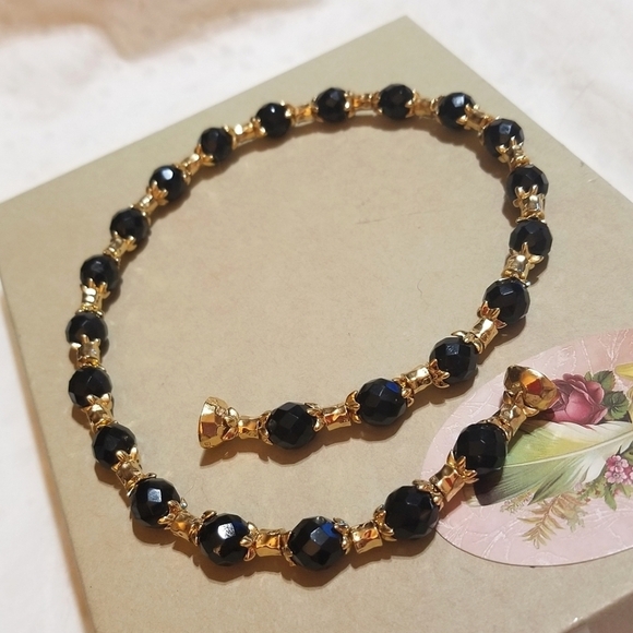 MINT! St JOHN Black Crystal Gold Plated Necklace - Picture 6 of 8